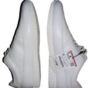 NWT Zara White Leather Lace Up Uniform Shoes. Women's Sz 10 EU41